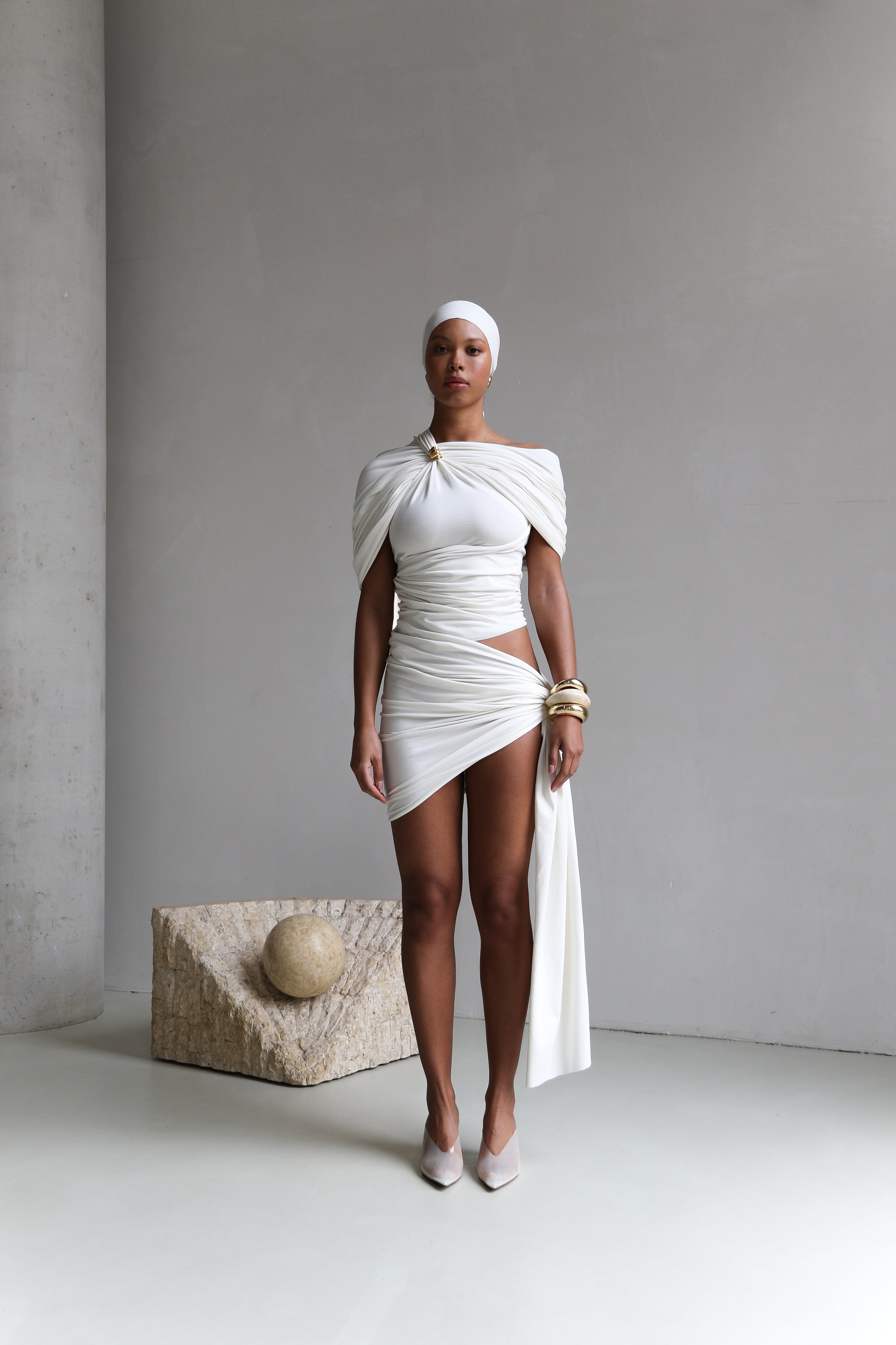 TRANSFORMABLE WRAP TOP