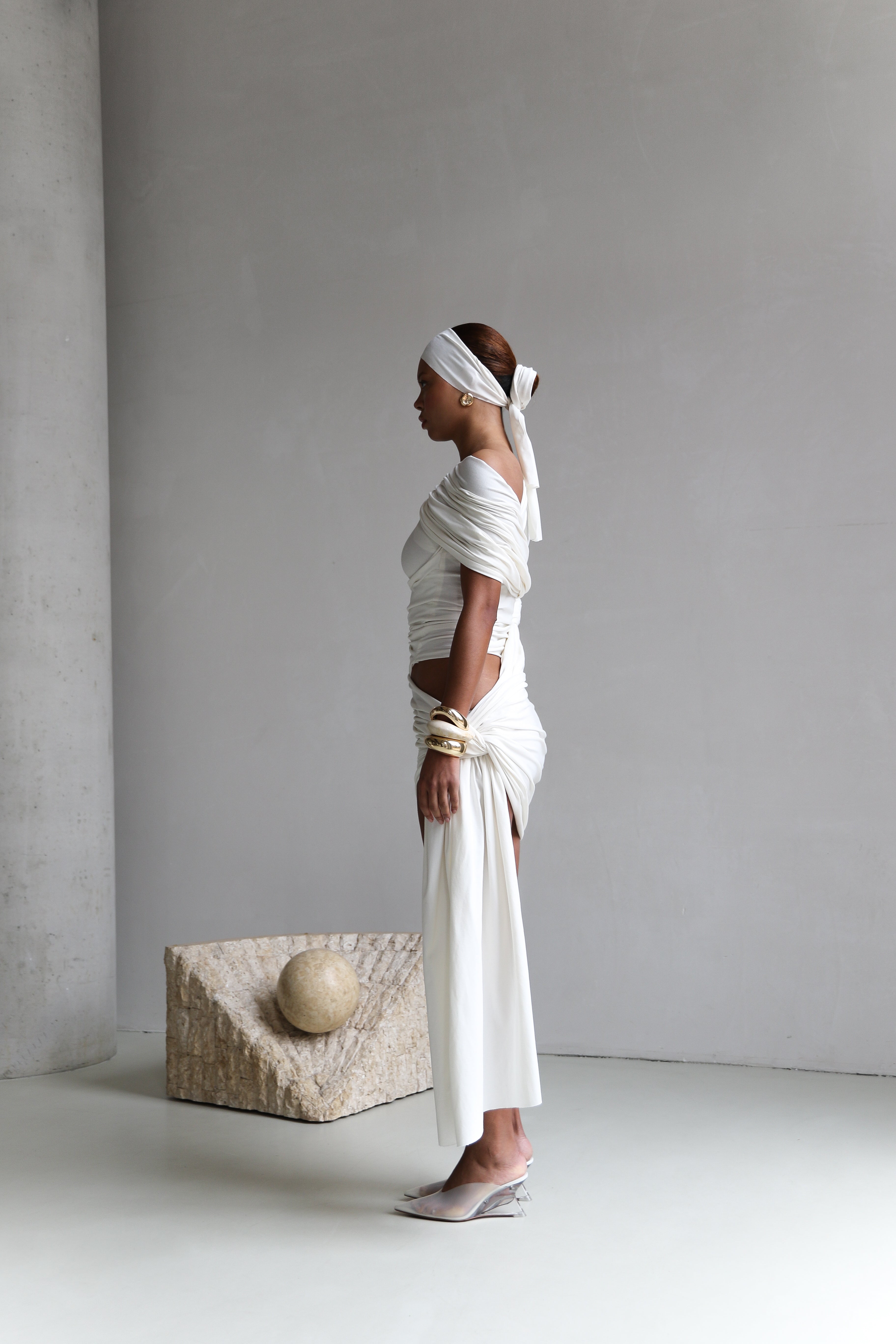 TRANSFORMABLE WRAP TOP