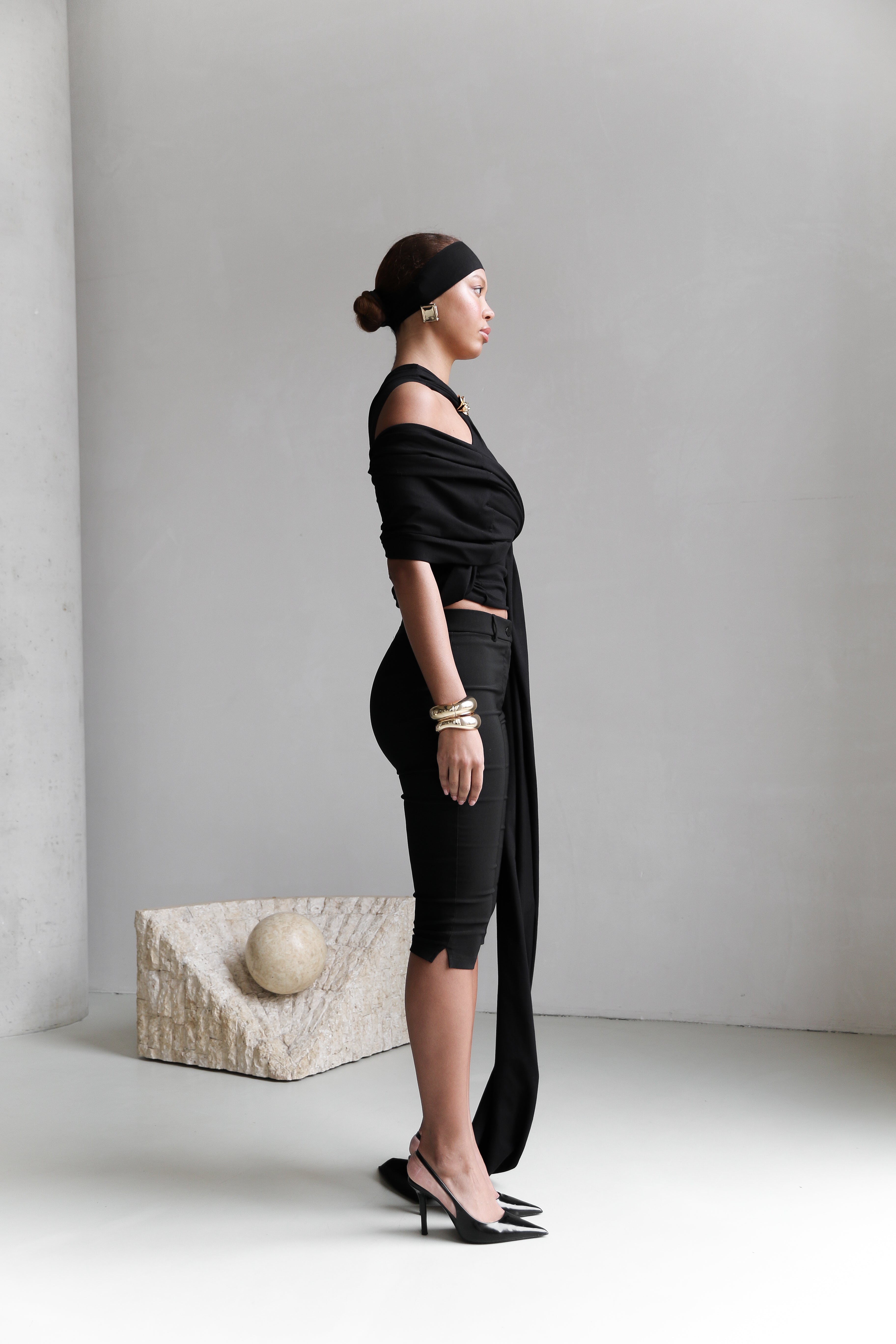 TRANSFORMABLE WRAP TOP